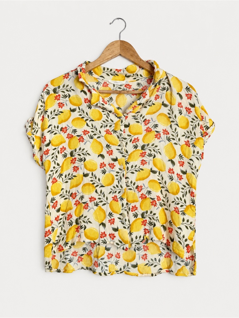 Lush Lemon Floral Button-Up Blouse Size S